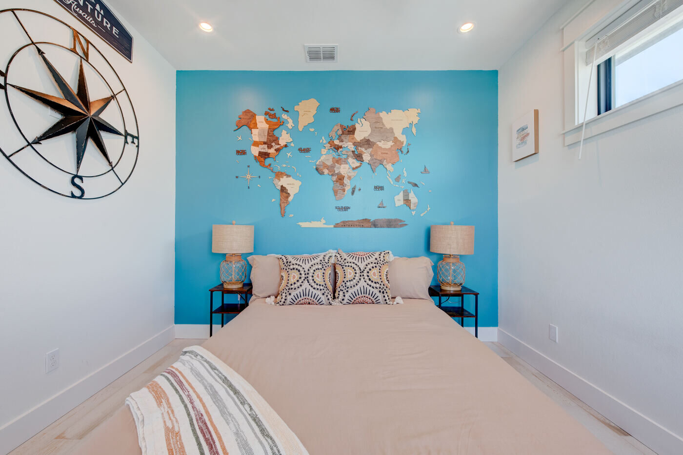 Bedroom detail