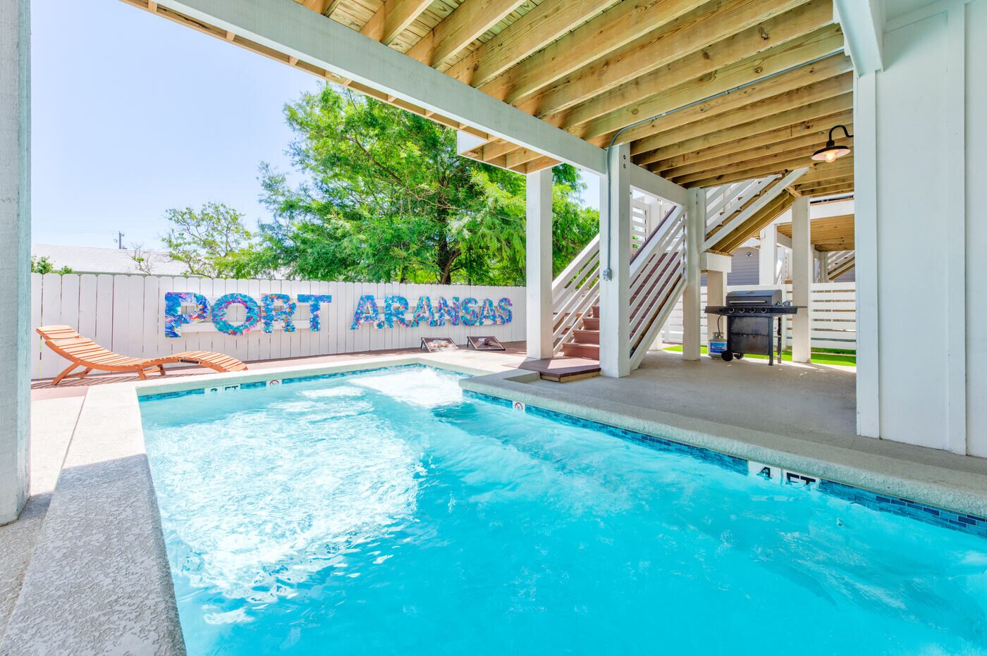 Wide view of the private pool