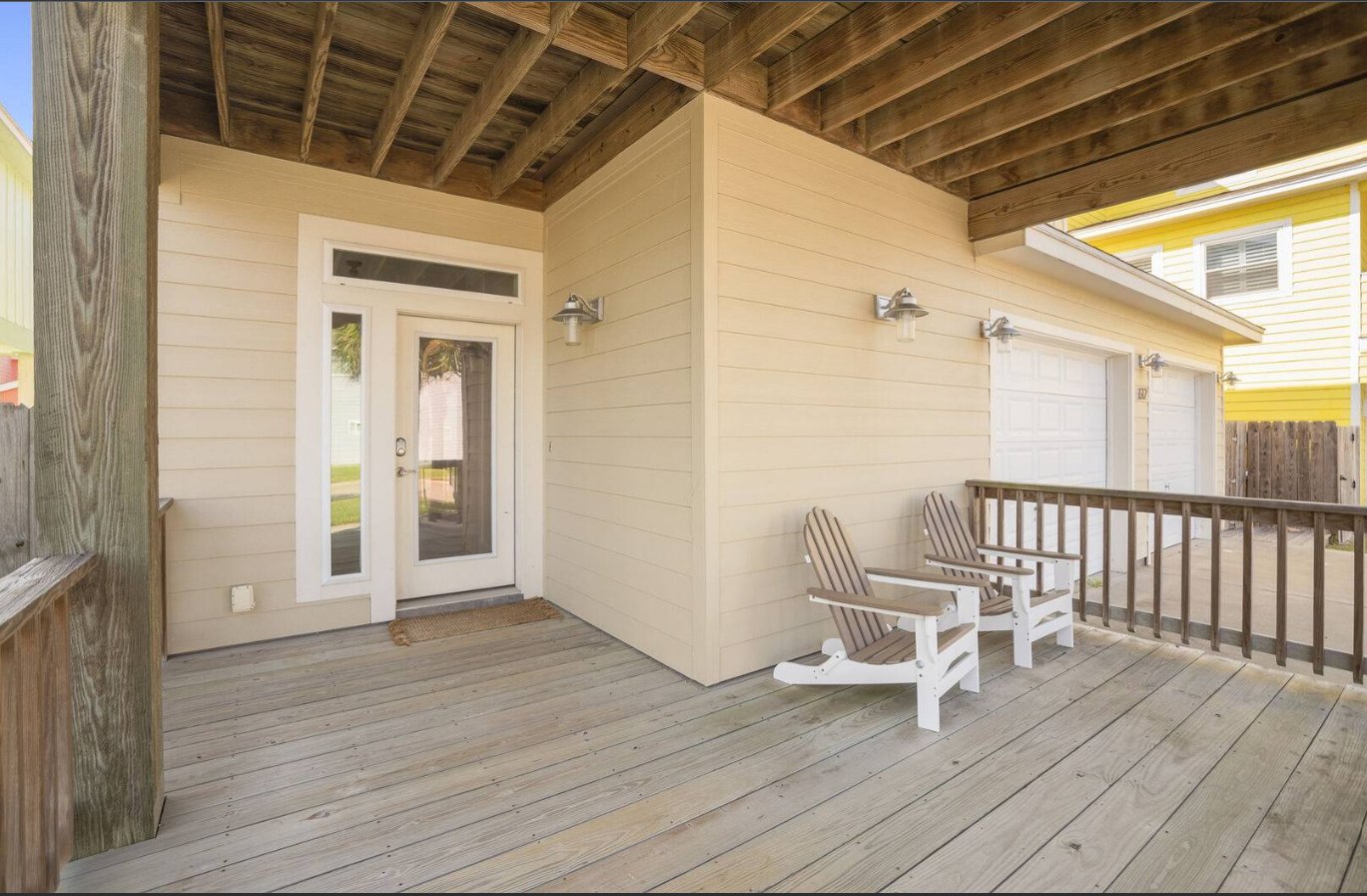 Entry Patio