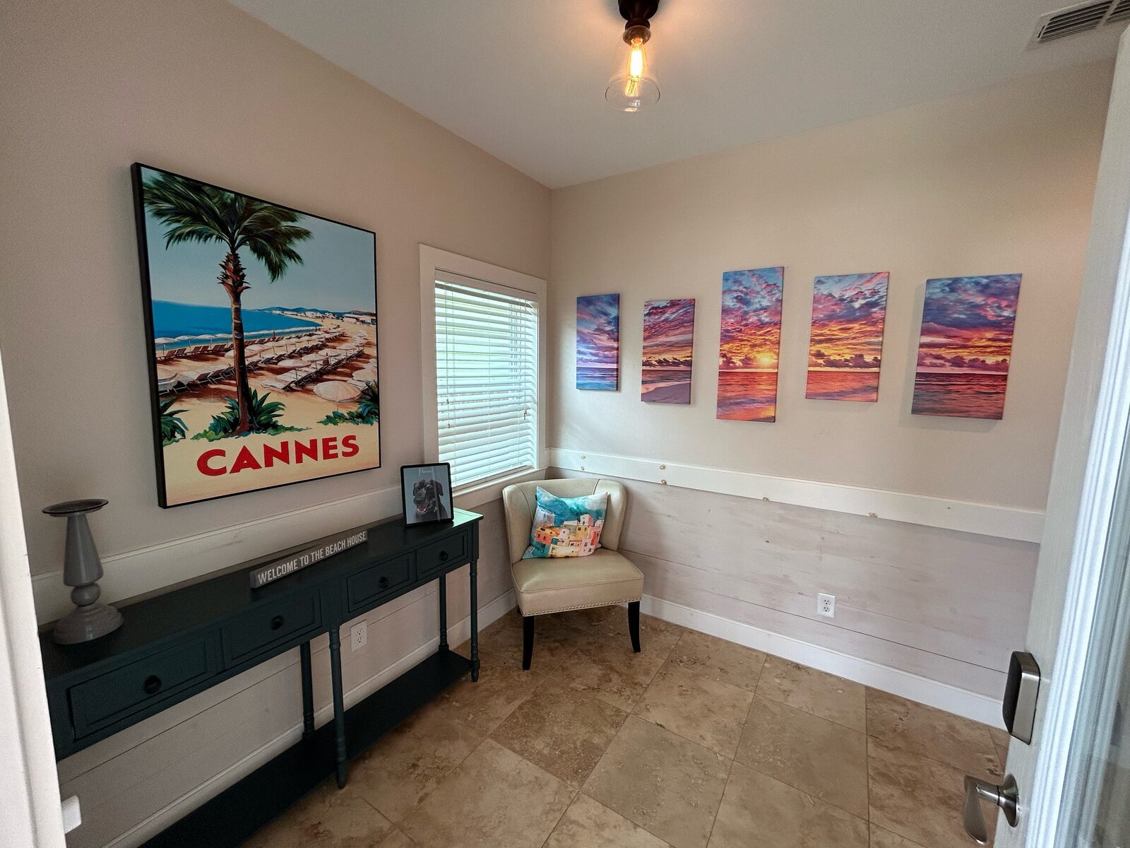 Entry with sunset artwork